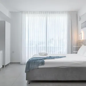דירה סוויטה עם נוף וצמודה לים במתחם Seaside היוקרתי עם בריכה - By Seaelo, אילת